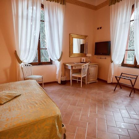 Hotel Villa Il Patriarca Chiusi Oda fotoğraf